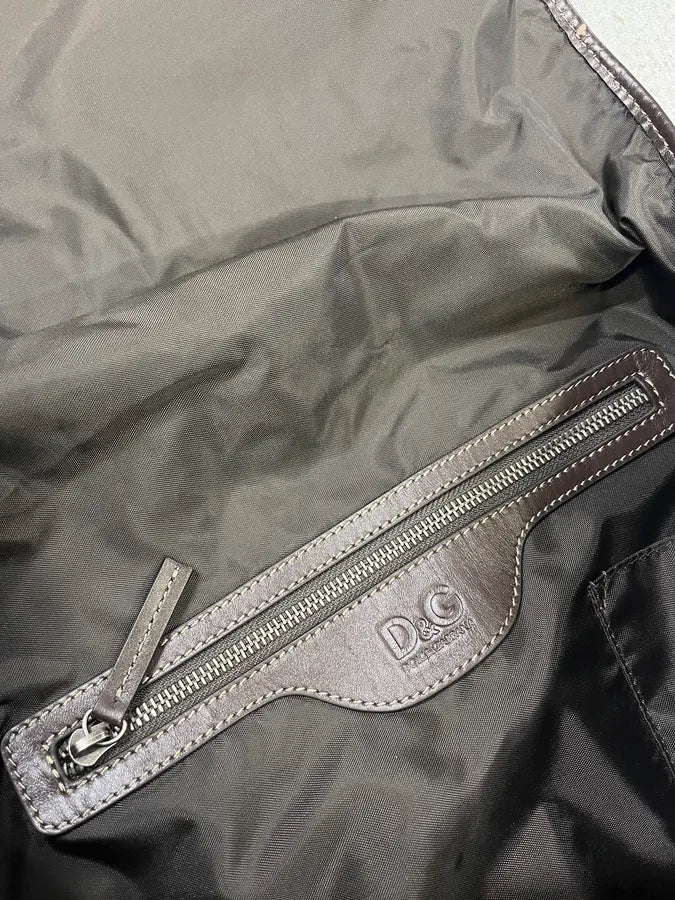 2000s Dolce & Gabbana Beige Canva Cargo Shoulder Bag - Image 10