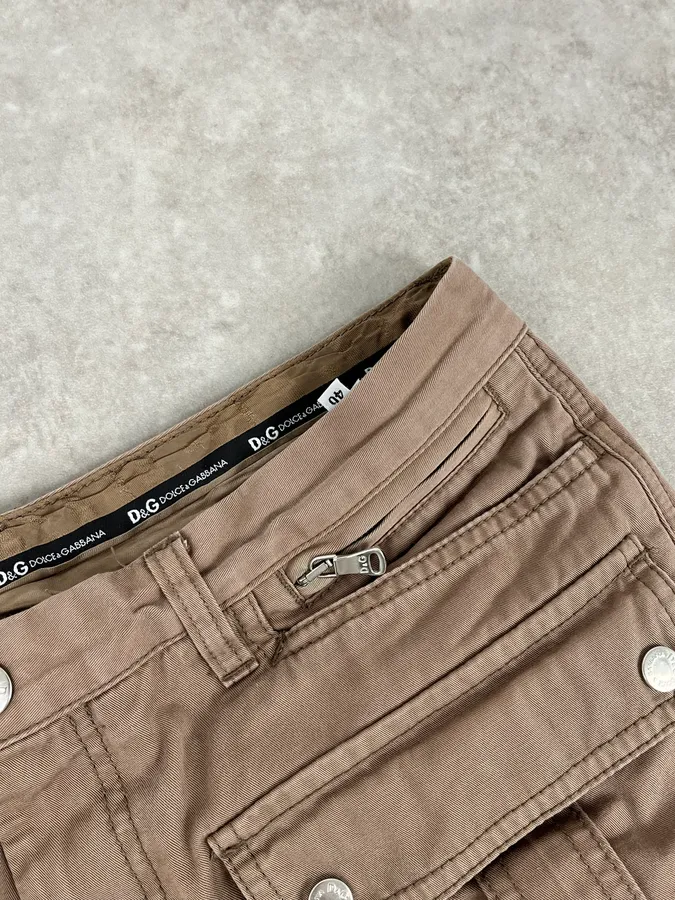2000s Dolce & Gabbana Beige Cargo Pants - Image 9
