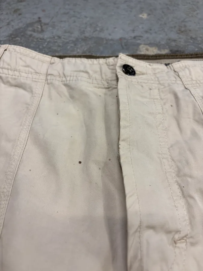 2000s Dolce & Gabbana Beige Cargo Short - Image 12