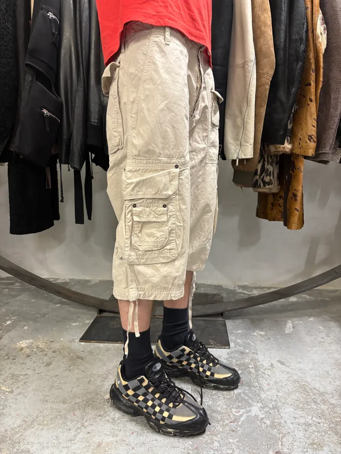 2000s Dolce & Gabbana Beige Cargo Short - Image 2