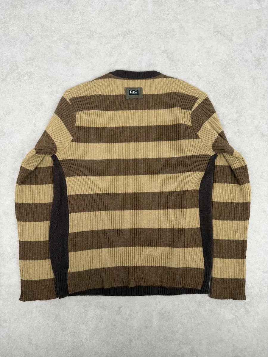 2000s Dolce & Gabbana Beige Checkered Classy Wool Sweater - Image 7
