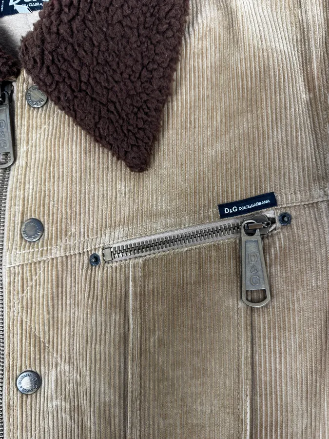 2000s Dolce & Gabbana Beige Corduroy Brown Collar Jacket - Image 10