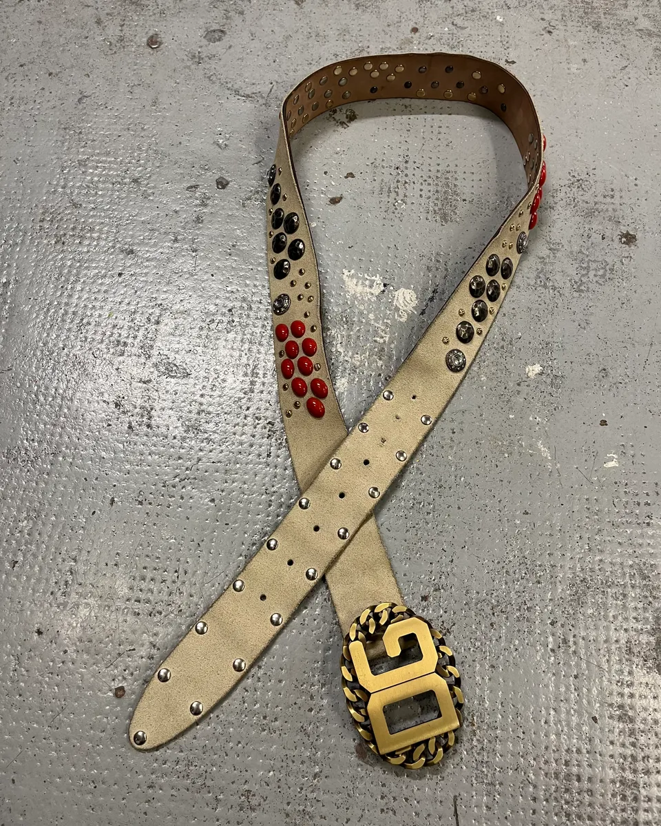 2000s Dolce & Gabbana Beige Leather Studded Belt - Image 2