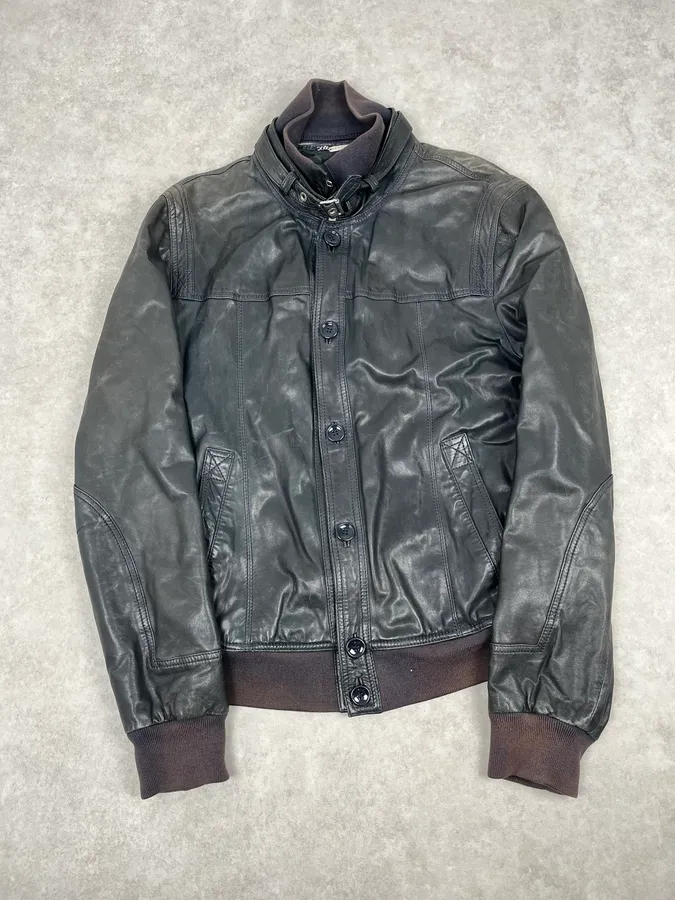2000s Dolce & Gabbana Black Detachable Collar Leather Jacket - Image 3