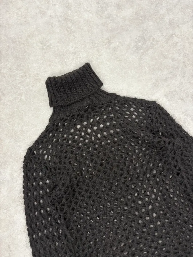 2000s Dolce & Gabbana Black Fishnet Turtleneck - Image 5