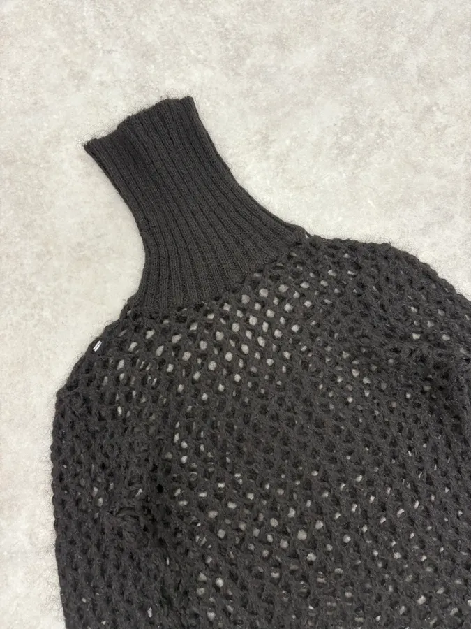 2000s Dolce & Gabbana Black Fishnet Turtleneck - Image 7
