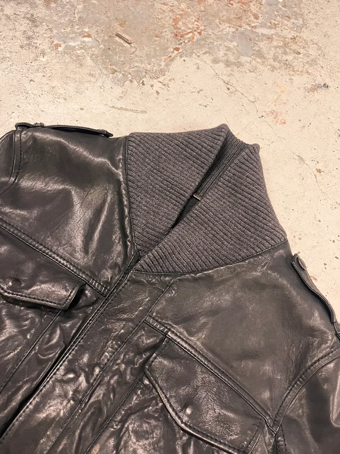 2000s Dolce & Gabbana Black Leather Bomber Jacket - Image 5