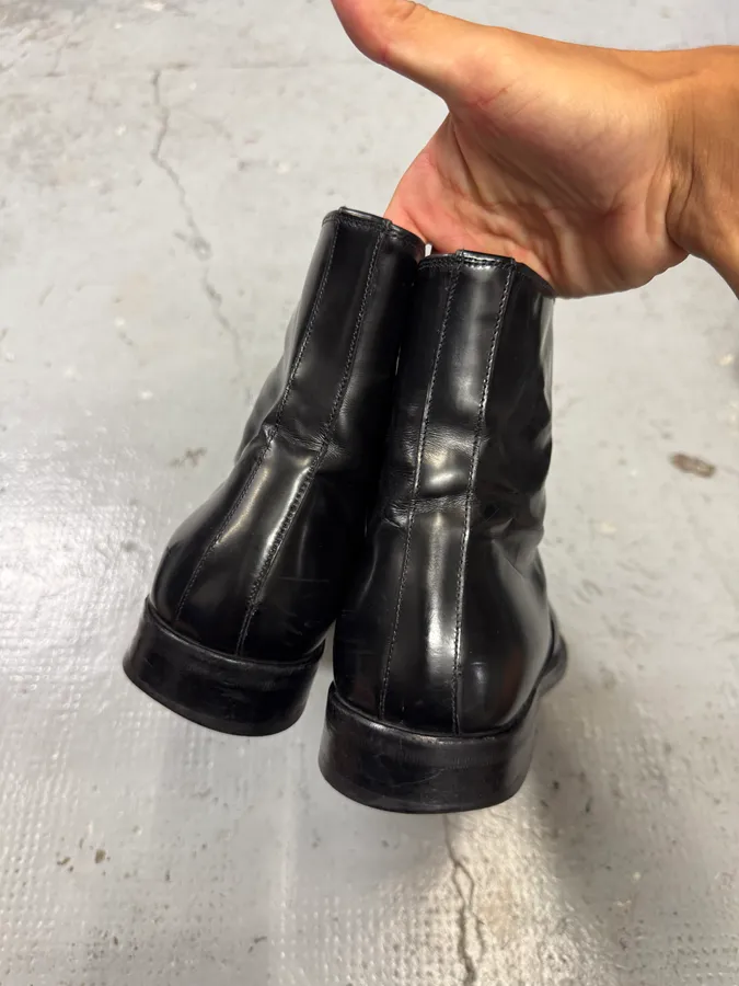 2000s Dolce & Gabbana Black Leather Boots - Image 4