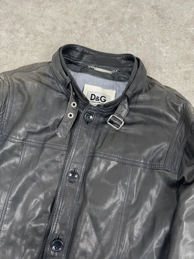 2000s Dolce & Gabbana Black Leather Buttoned Jacket - Image 7