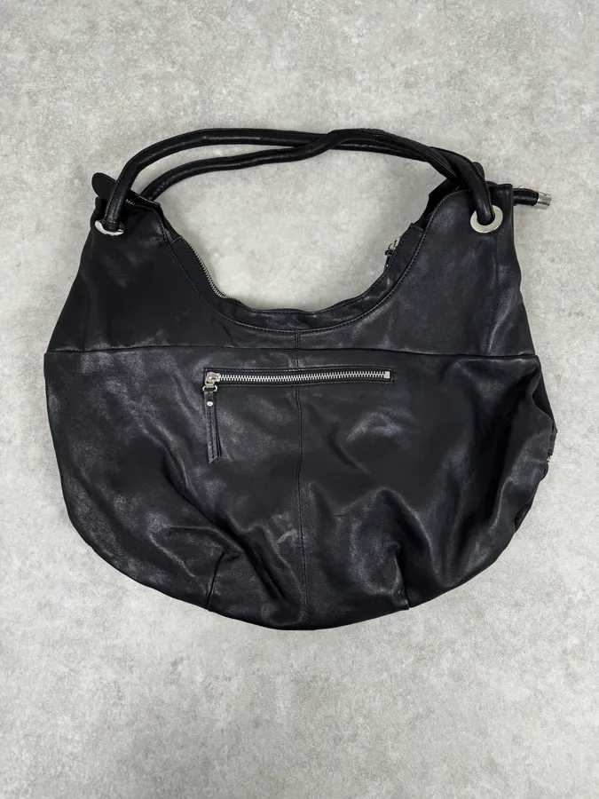 2000s Dolce & Gabbana Black Leather Flower Zip Handle Bag - Image 4