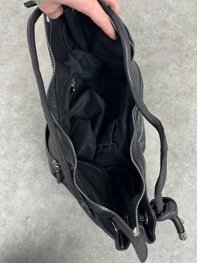 2000s Dolce & Gabbana Black Leather Flower Zip Handle Bag - Image 9