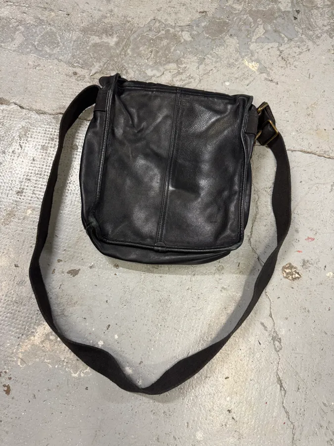 2000s Dolce & Gabbana Black Leather Shoulder Bag - Image 6