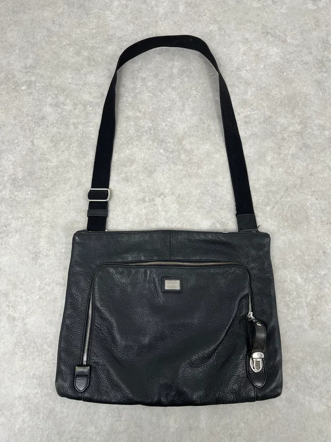 2000s Dolce & Gabbana Black Leather Shoulder Bag