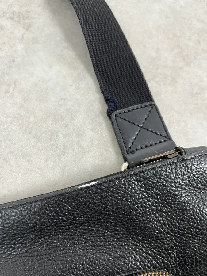 2000s Dolce & Gabbana Black Leather Shoulder Bag - Image 5