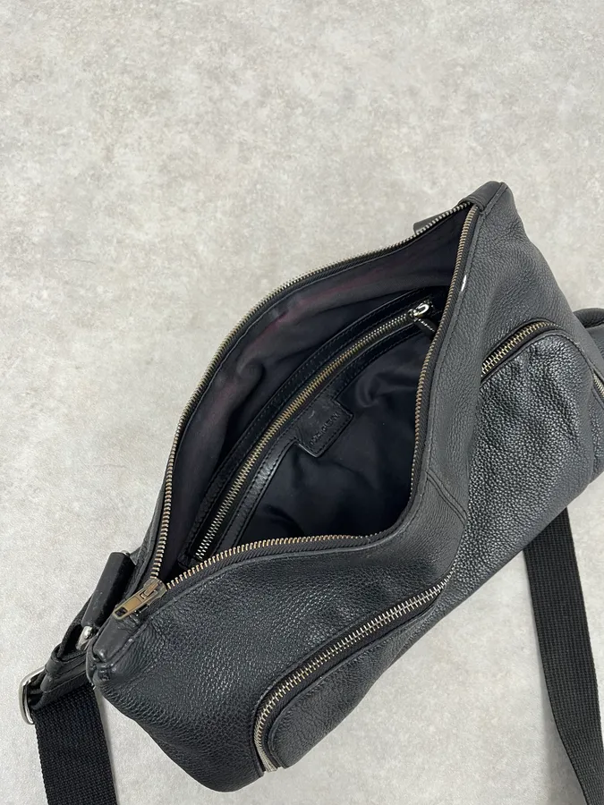 2000s Dolce & Gabbana Black Leather Shoulder Bag - Image 7
