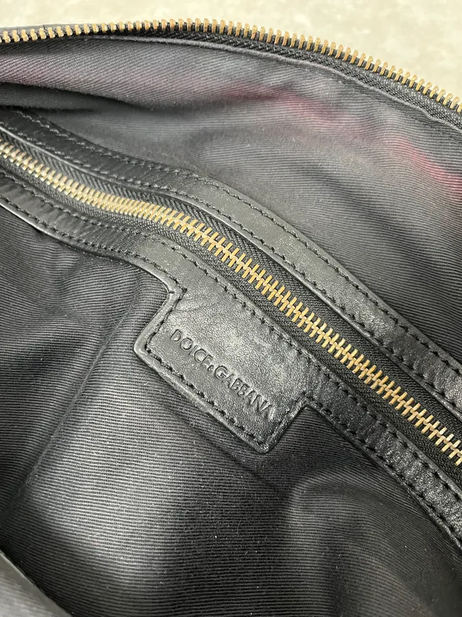 2000s Dolce & Gabbana Black Leather Shoulder Bag - Image 8