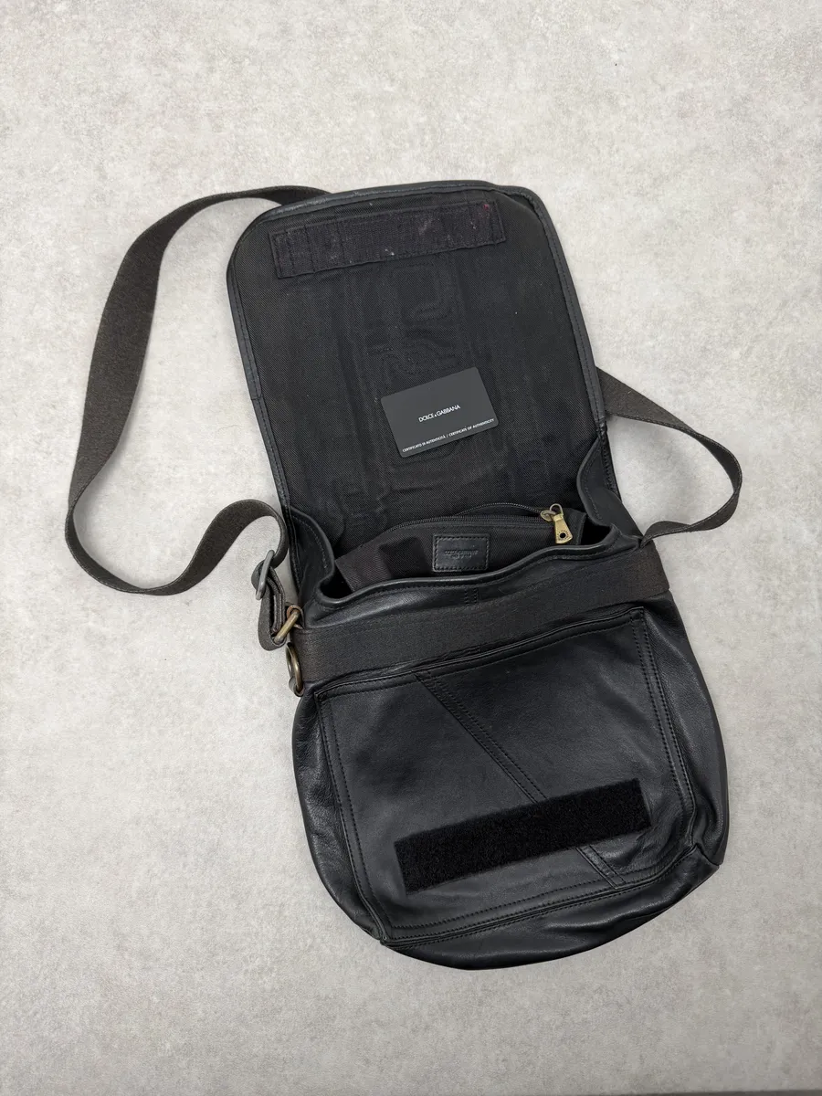 2000s Dolce & Gabbana Black Leather Shoulder Bag - Image 6