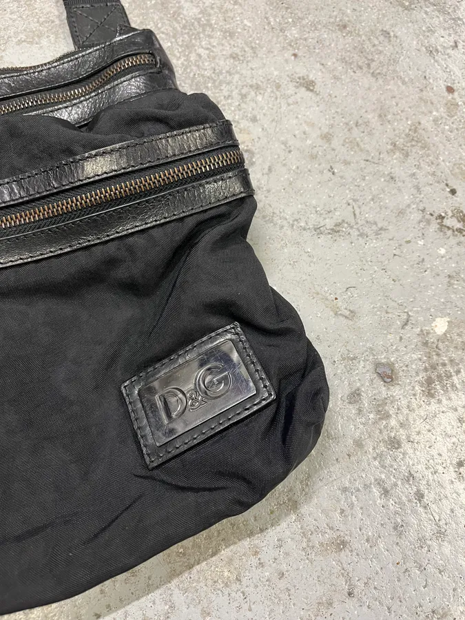 2000s Dolce & Gabbana Black Nylon Cargo Shoulder Bag - Image 3