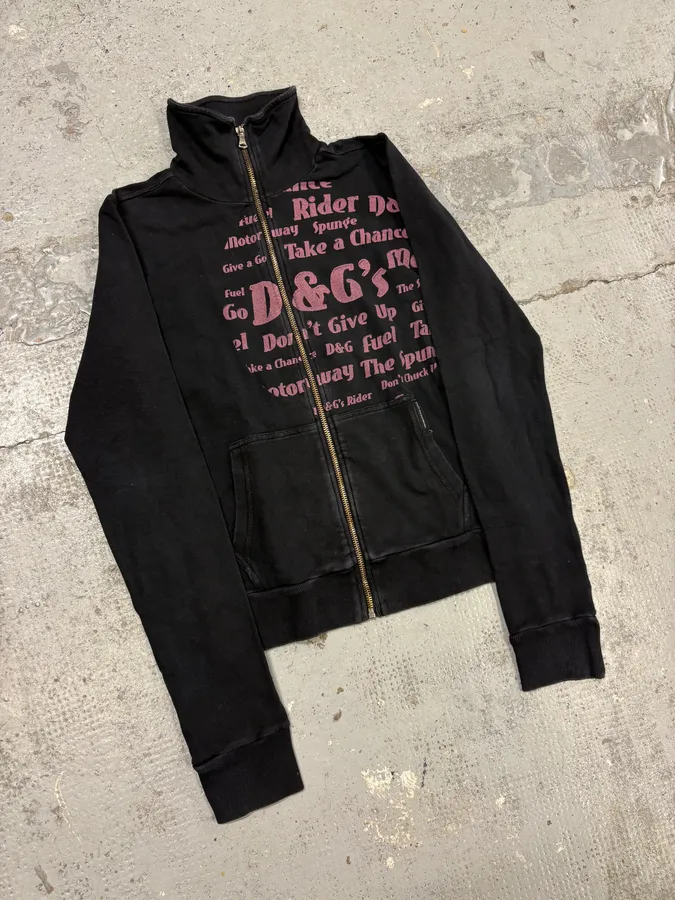 2000s Dolce & Gabbana Black & Pink Propaganda Zip Sweater - Image 4