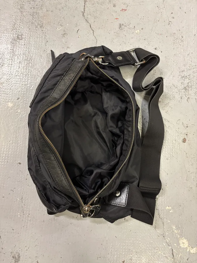 2000s Dolce & Gabbana Black Utility Shoulder Bag - Image 5