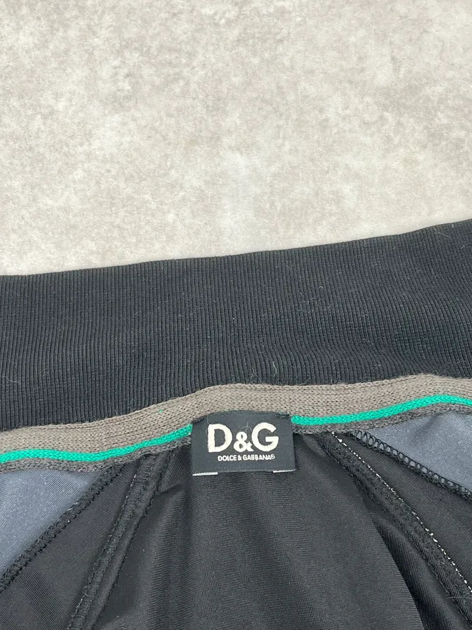 2000s Dolce & Gabbana Black & White Lined Zip-up Sweater - Image 9