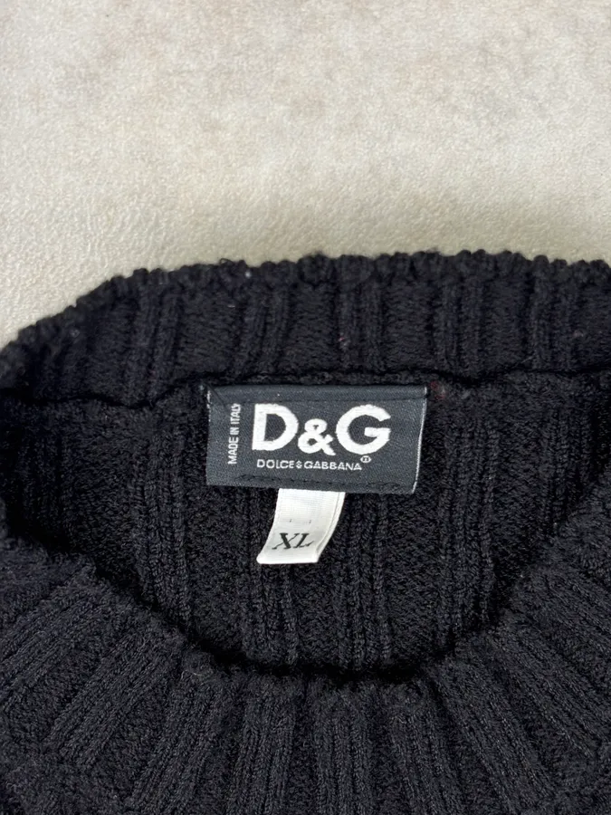 2000s Dolce & Gabbana Black Wool Ribbed Sweater - Image 7