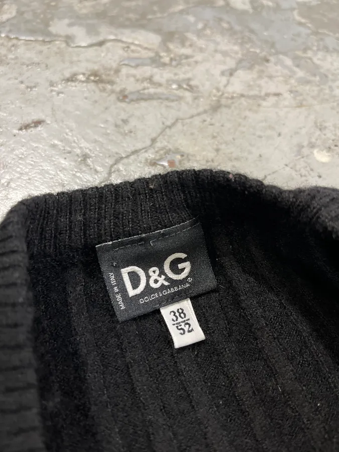 2000s Dolce & Gabbana Black Wool Sweater - Image 8