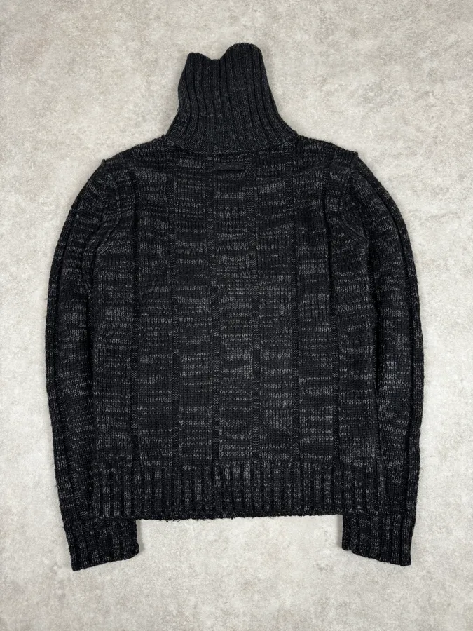 2000s Dolce & Gabbana Black Wool Turtleneck Sweater - Image 4