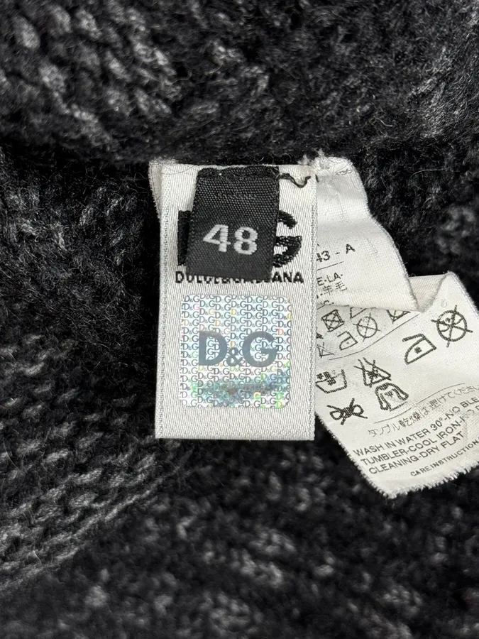 2000s Dolce & Gabbana Black Wool Turtleneck Sweater - Image 8
