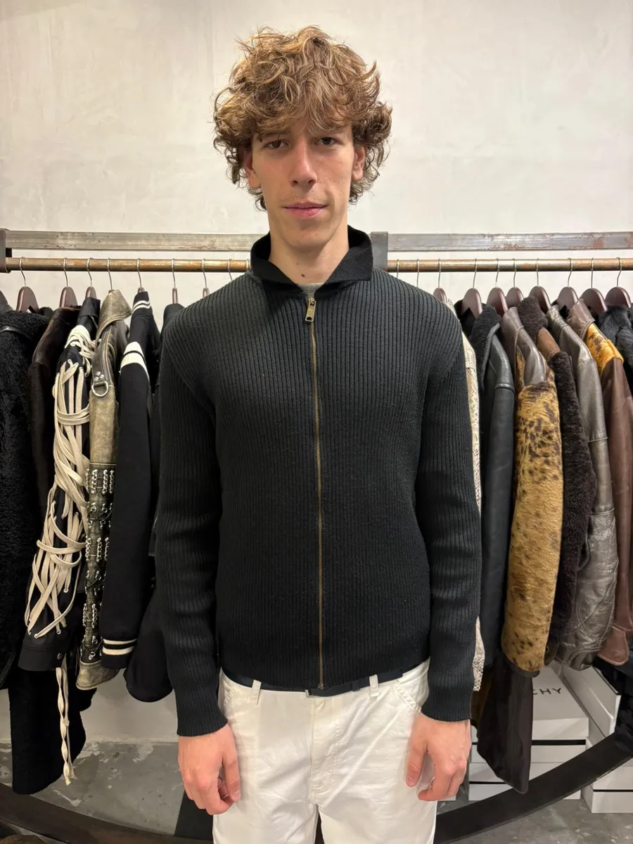 2000s Dolce & Gabbana Black Wool Zip Sweater - Image 2