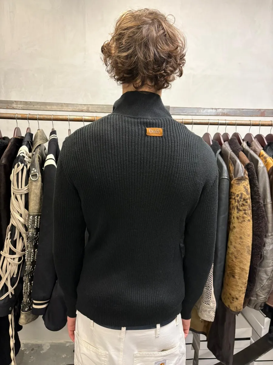 2000s Dolce & Gabbana Black Wool Zip Sweater - Image 3