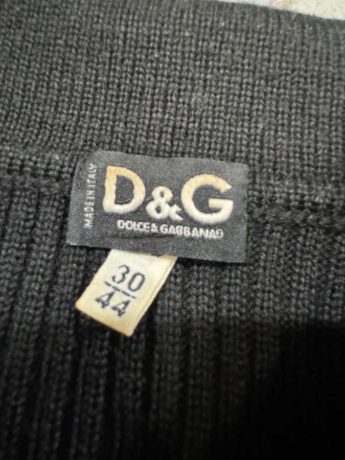 2000s Dolce & Gabbana Black Wool Zip Sweater - Image 7