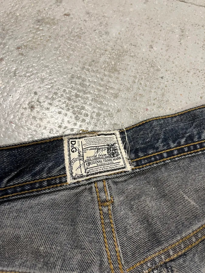 2000s Dolce & Gabbana Blue Denim Distressed Jeans - Image 13