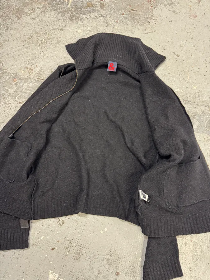 2000s Dolce & Gabbana Bondage Straps Black Wool Zip-Up Sweater - Image 7