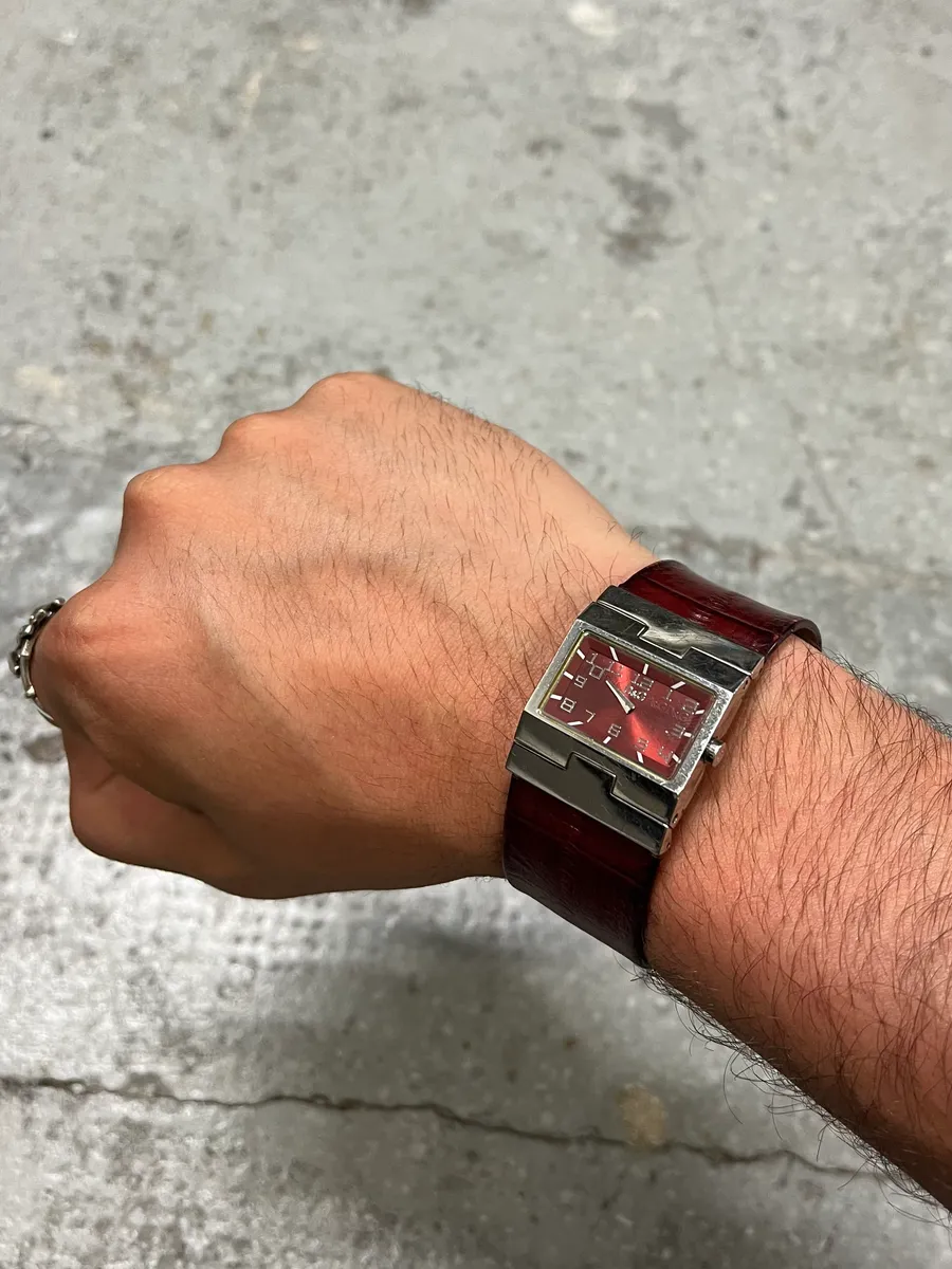2000s Dolce & Gabbana Bordeaux Archive Leather Watch - Image 2