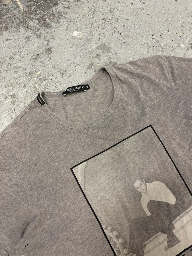 2000s Dolce & Gabbana Brando Grey T-Shirt - Image 5
