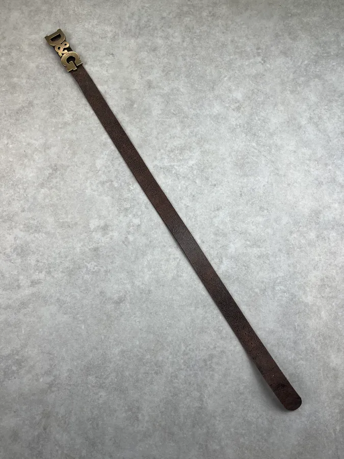 2000s Dolce & Gabbana Brown Eroded Leather Logo Belt - Image 6
