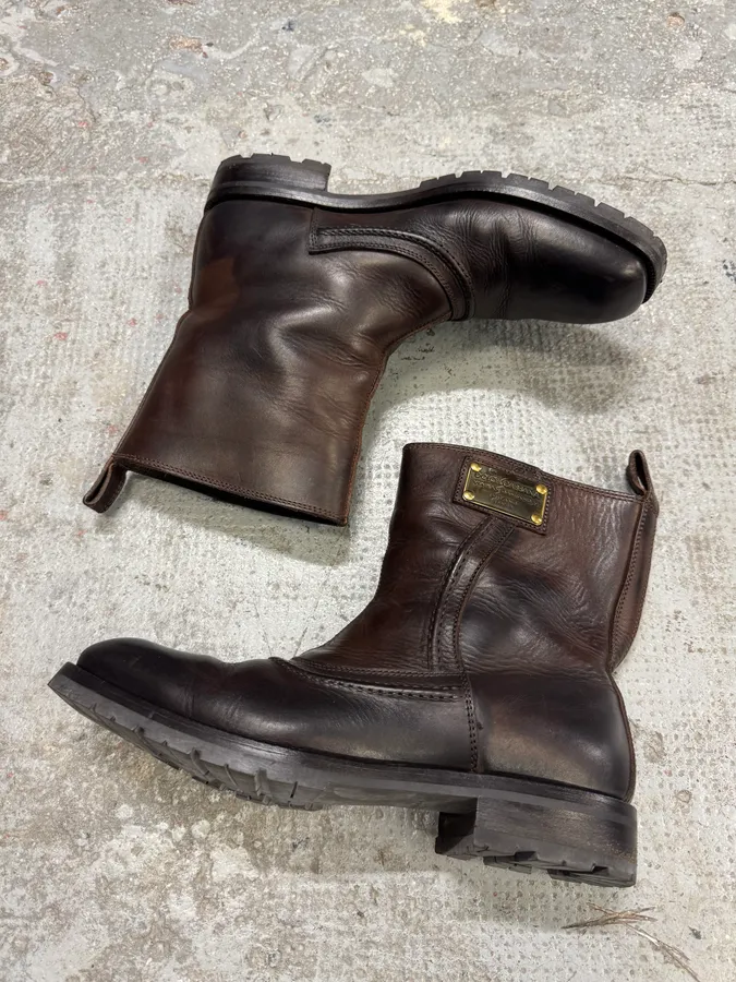 2000s Dolce & Gabbana Brown Leather Boots - Image 4