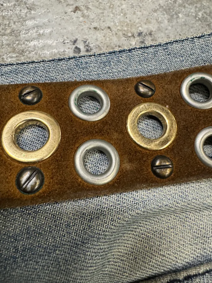 2000s Dolce & Gabbana Brown Leather Eyled Embellished Belt - Image 4