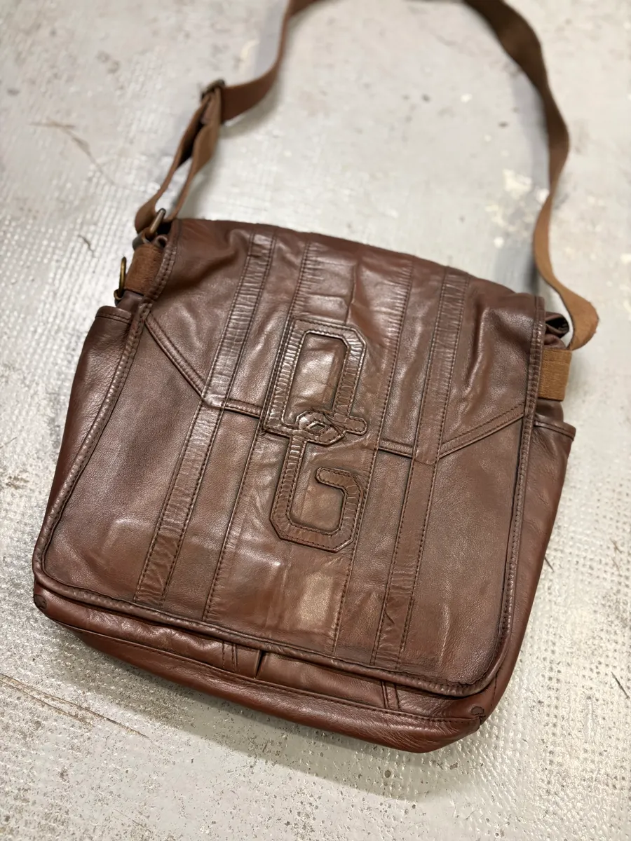 2000s Dolce & Gabbana Brown Leather Messenger Bag - Image 4