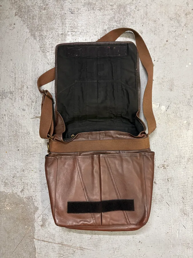2000s Dolce & Gabbana Brown Leather Messenger Bag - Image 6