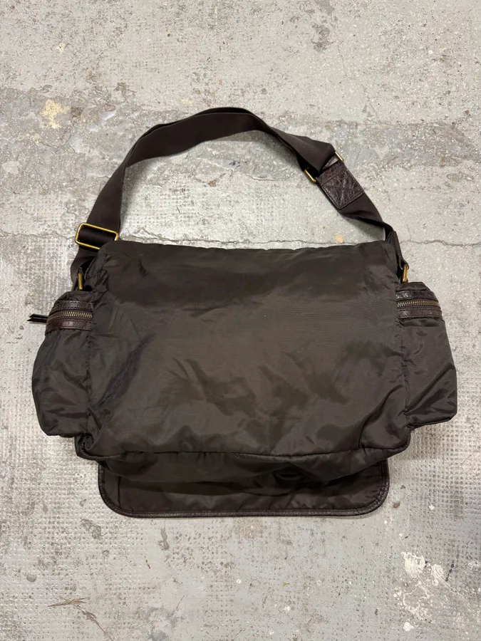 2000s Dolce & Gabbana Brown Leather Shoulder Bag - Image 8