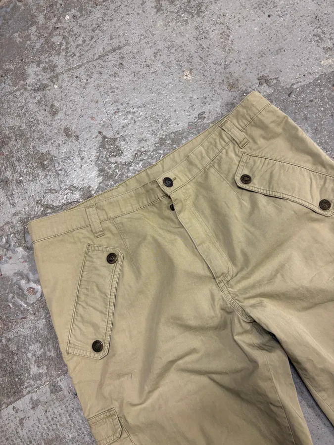 2000s Dolce & Gabbana Cargo Beige Short - Image 6