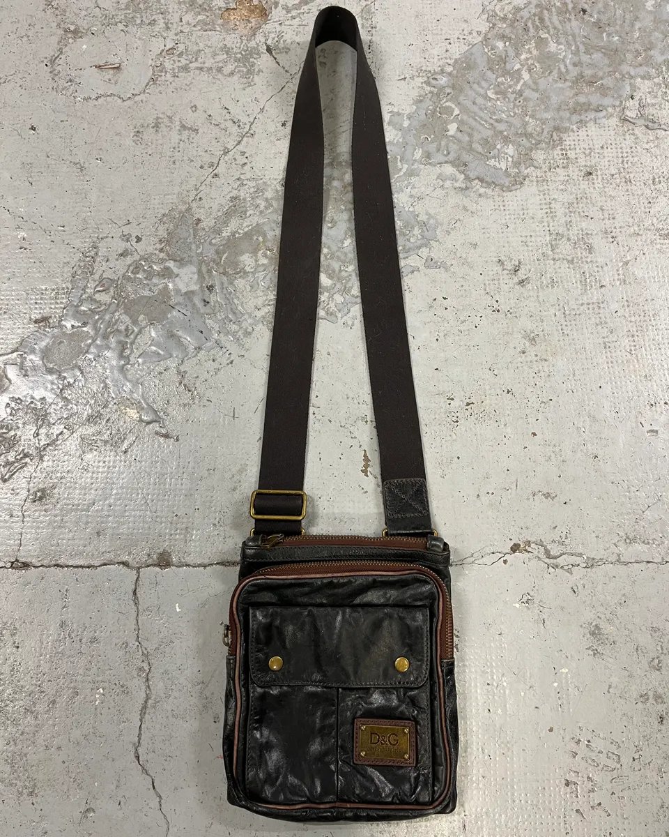 2000s Dolce & Gabbana Cargo Black Leather Shoulder Bag