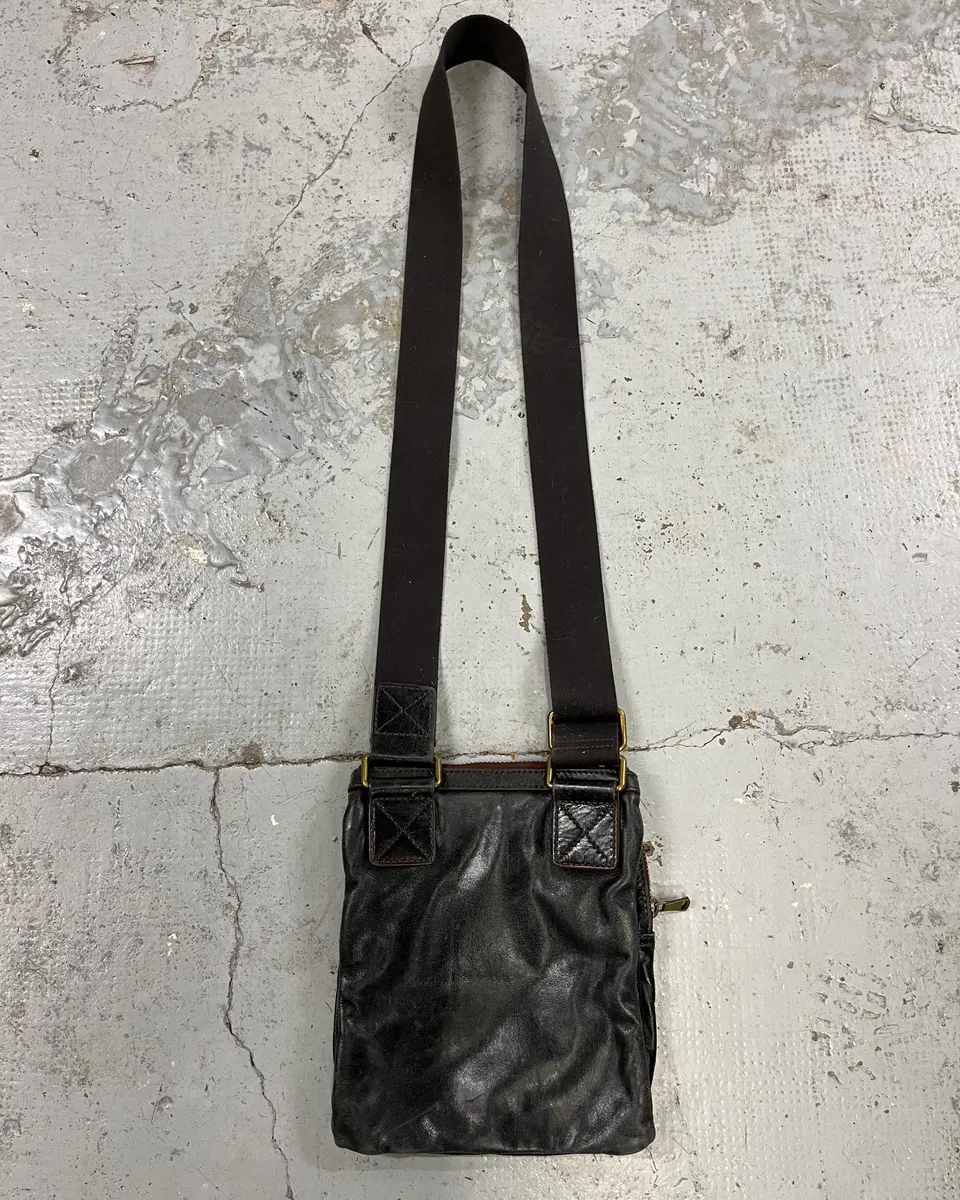 2000s Dolce & Gabbana Cargo Black Leather Shoulder Bag - Image 7
