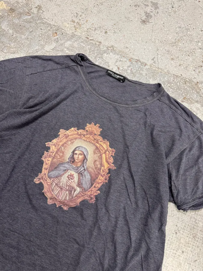 2000s Dolce & Gabbana Catholic Grey T-Shirt - Image 4
