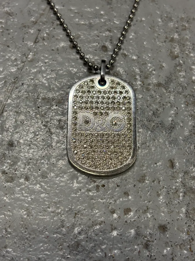 2000s Dolce & Gabbana Crystal D&G Dog Tag Necklace - Image 4