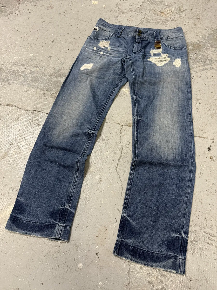 2000s Dolce & Gabbana Destroyed Faded Denim Jeans - Image 7