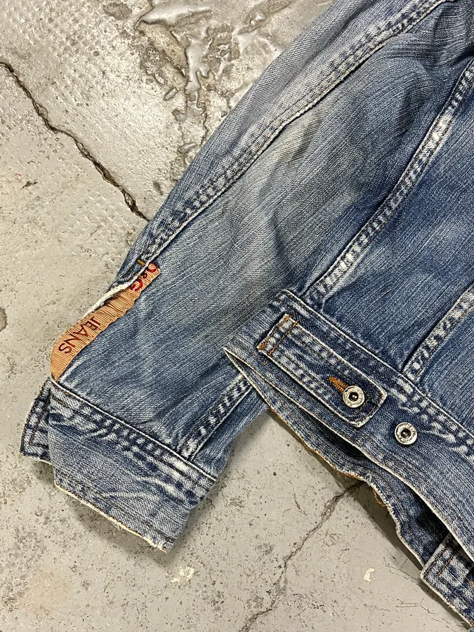 2000s Dolce & Gabbana Distressed Blue Denim Jacket - Image 10