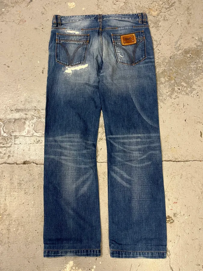 2000s Dolce & Gabbana Distressed Faded Blue Denim Jeans - Image 9